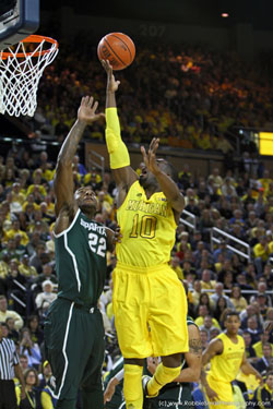 Michigan vs Michigan State basketball game 2013 photography